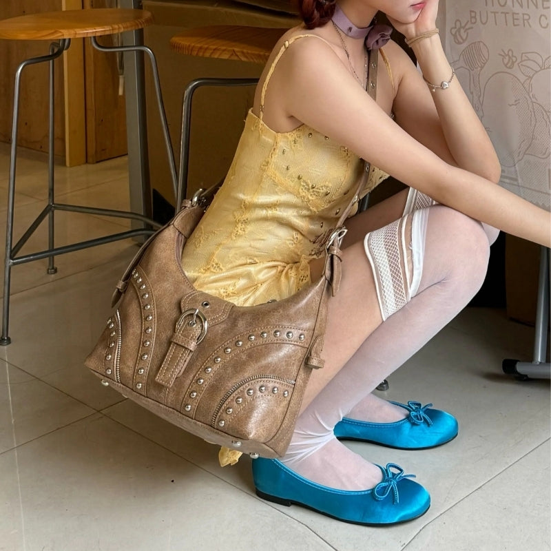 CULTIVATOR Original Retro Rivet Crossbody Bag