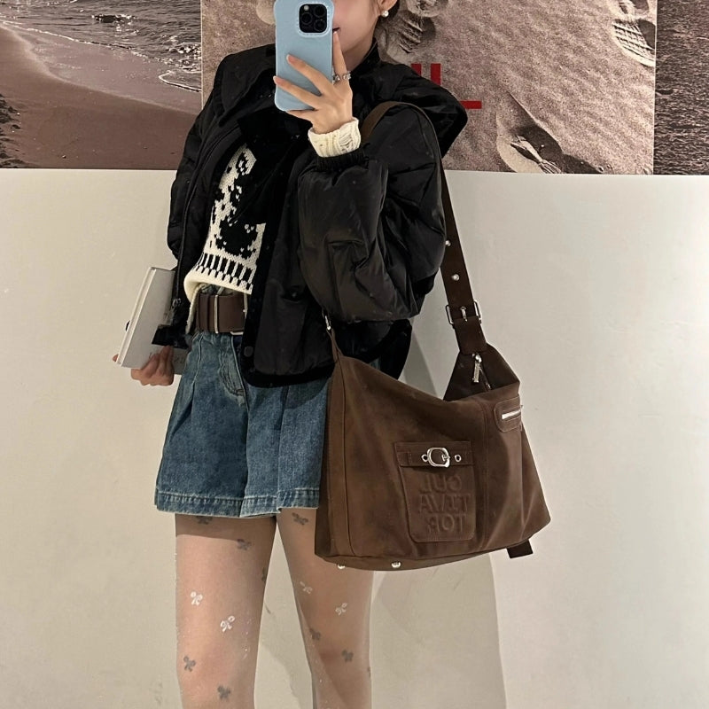 CULTIVATOR Niche Retro Velvet-Texture Crossbody Bag