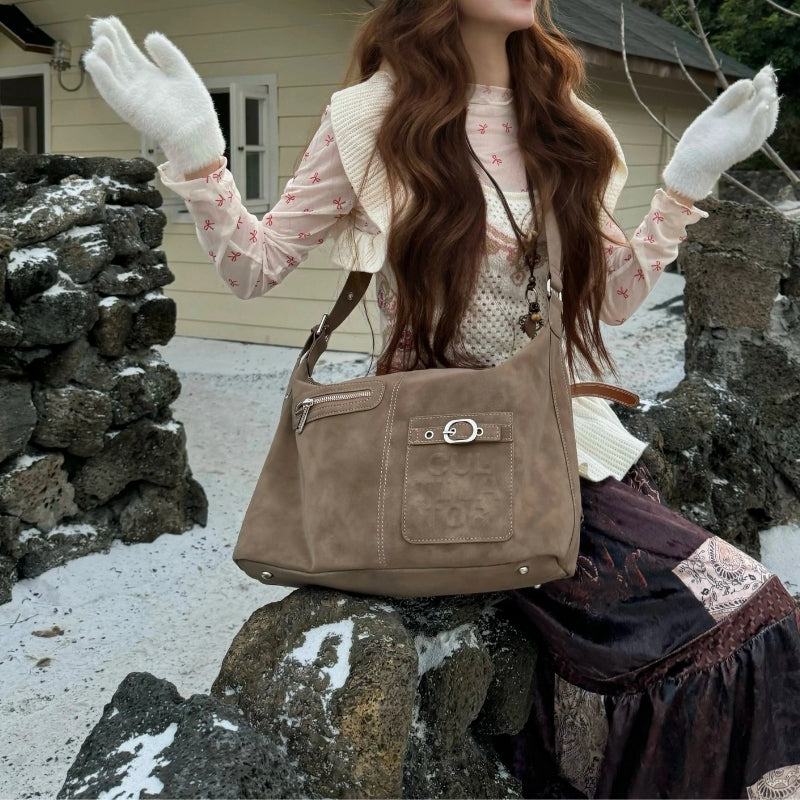 CULTIVATOR Niche Retro Velvet-Texture Crossbody Bag