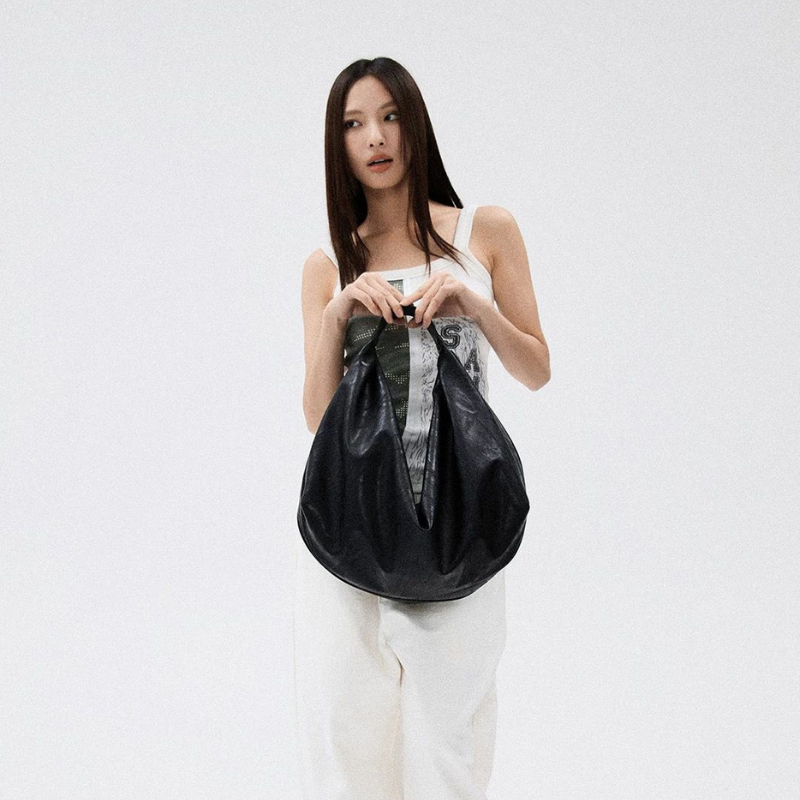 DEUTZA Nuvé Bag – Minimalist Oversized Soft Tote