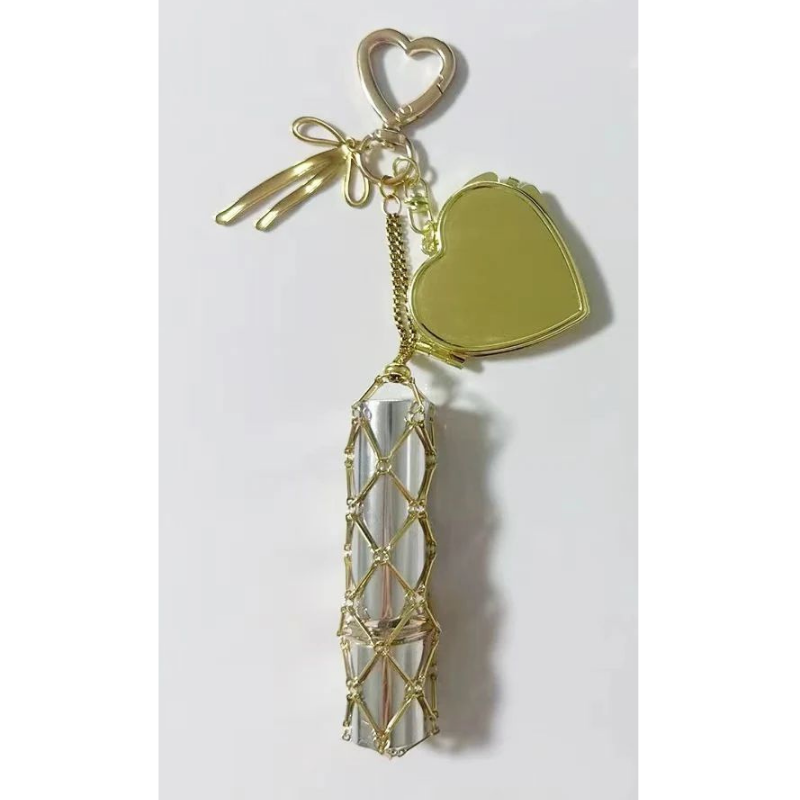 DEUTZA Mirror Lip Charm – Luxury Lipstick Chain Key Accessory