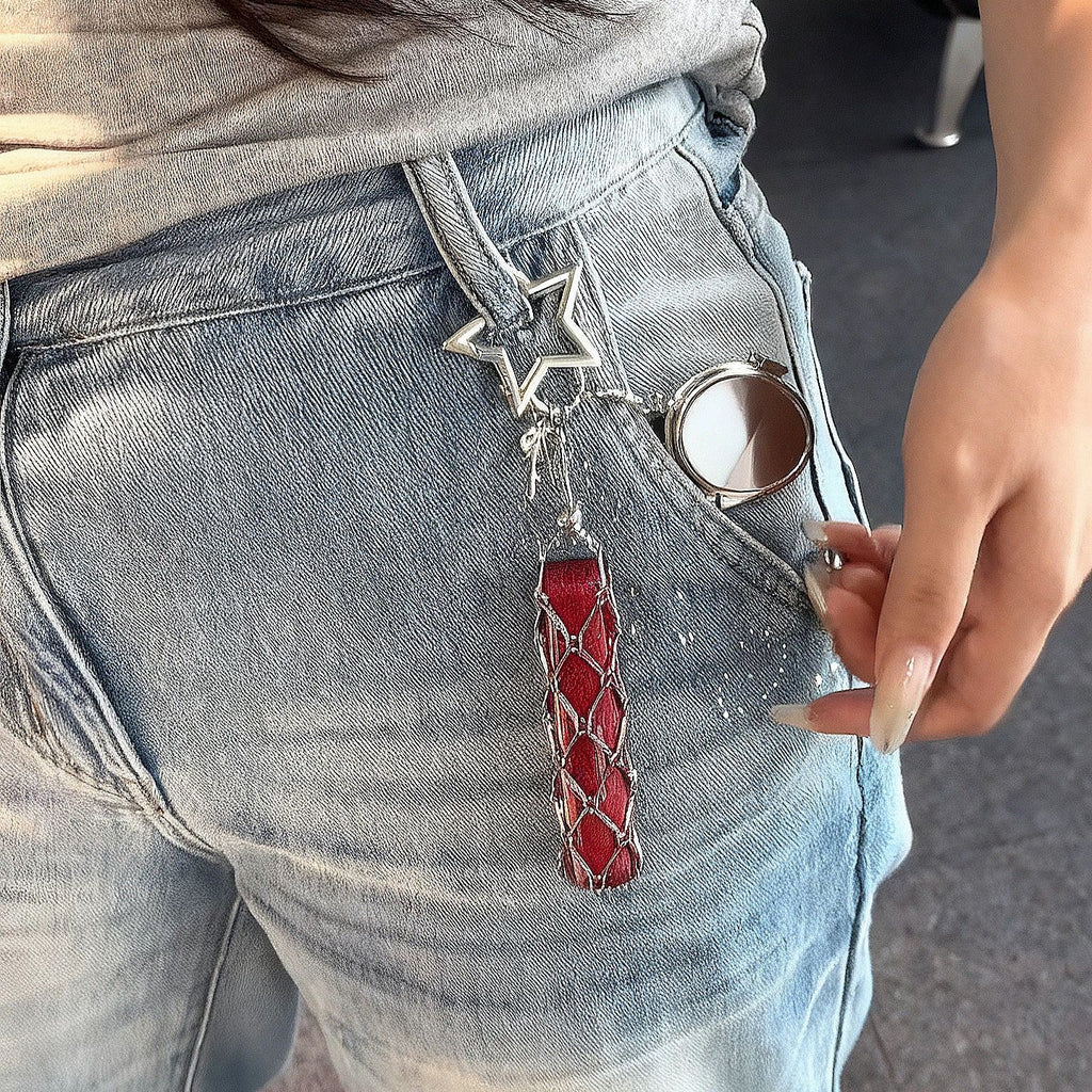 DEUTZA Mirror Lip Charm – Luxury Lipstick Chain Key Accessory