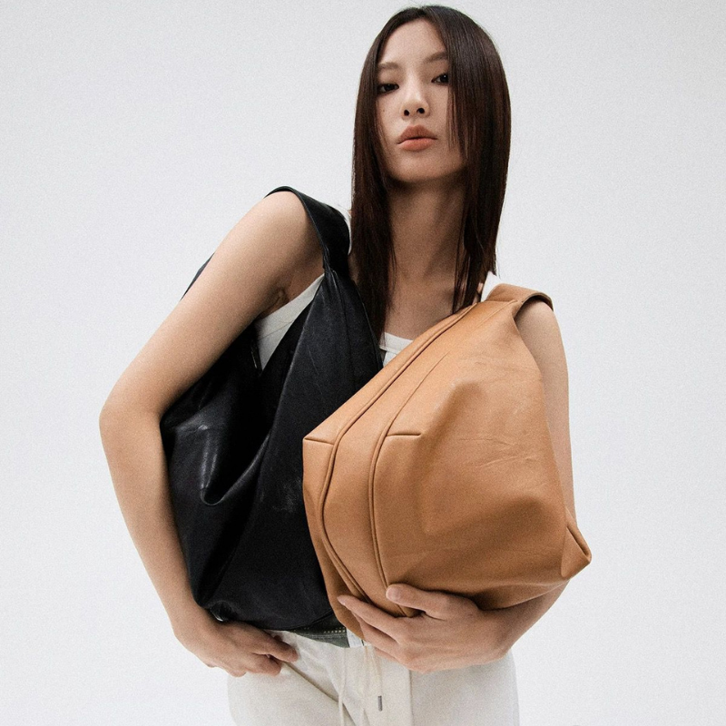 DEUTZA Nuvé Bag – Minimalist Oversized Soft Tote