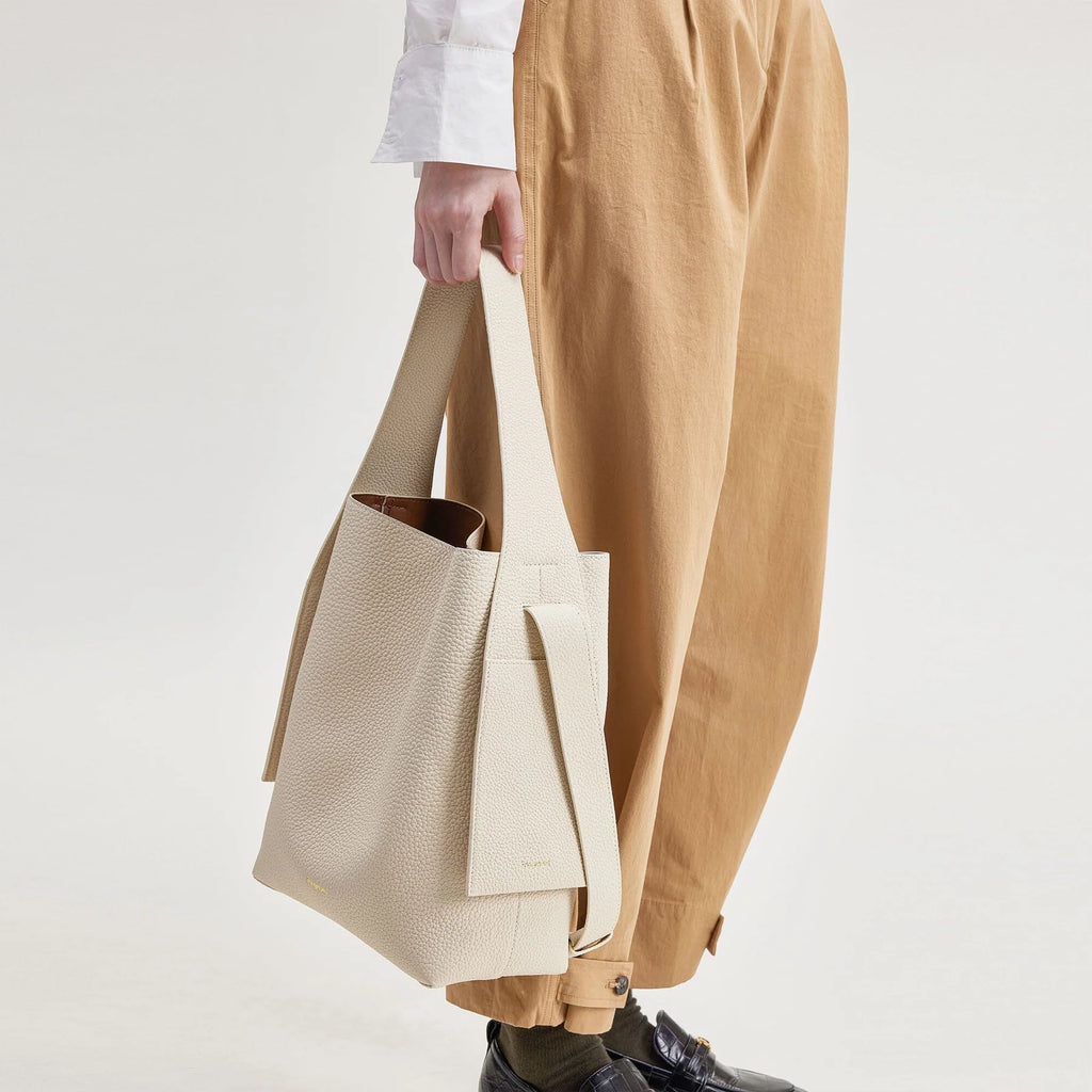 Medium Drippa Tote Bag